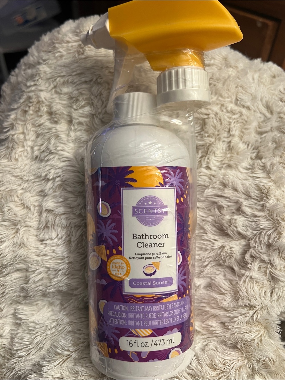 Scentsy Coastal Sunset Bathroom Cleaner — Purple and Yellow